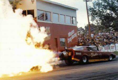 Milan Dragway - AWESOME STARTING LINE SHOT OF STROHS JET FROM RICK RZEPKA